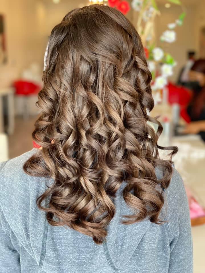 Loose prom curls hotsell